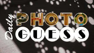 Daily Photo Guess browser game